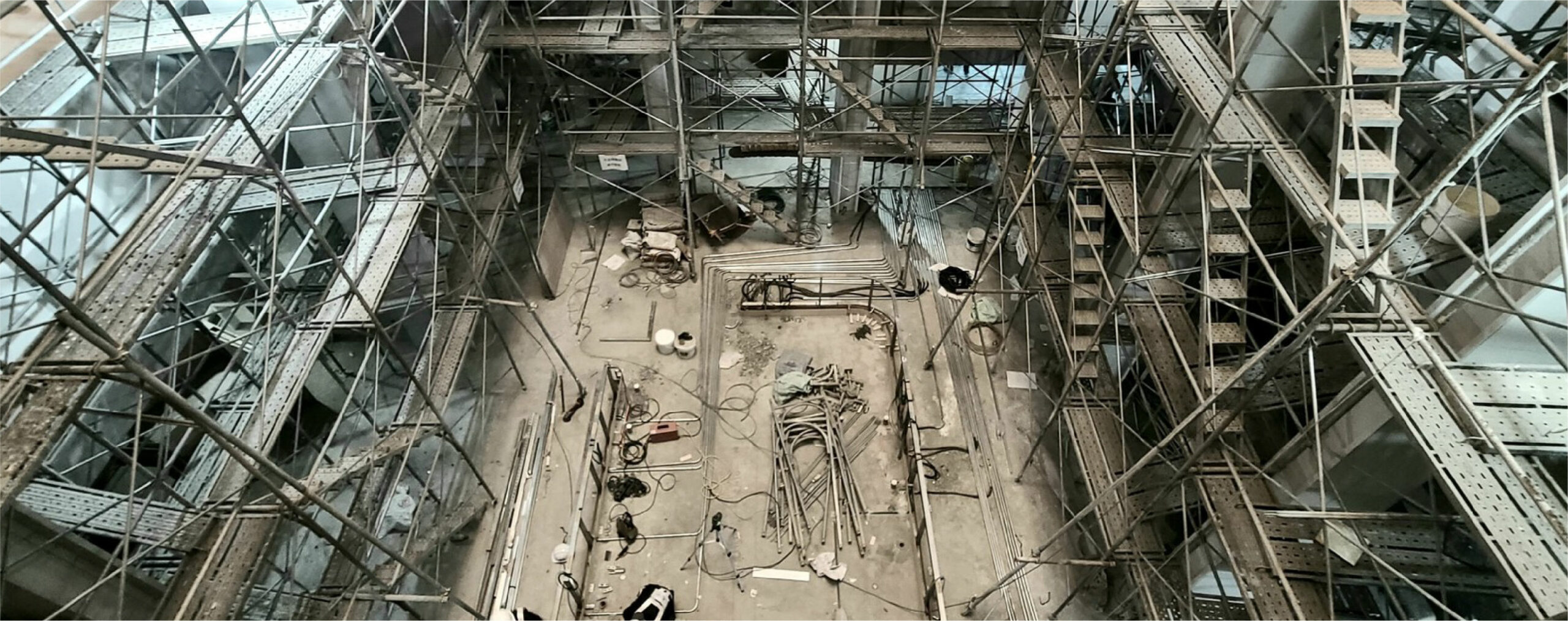 雄生鋼鐵事業介紹banner 3-1536X608px